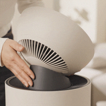Easy-to-clean air purifier